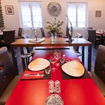 מלון De Paris 3*