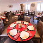 De Paris 3*