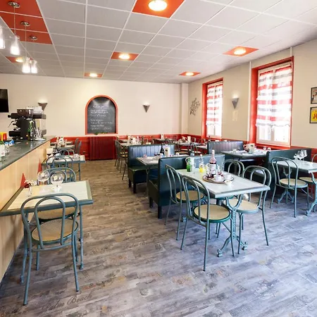 De Paris 3* Jaligny-sur-Besbre