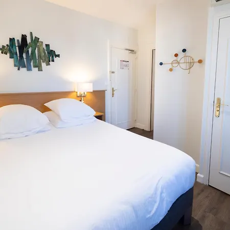De Paris Hotel